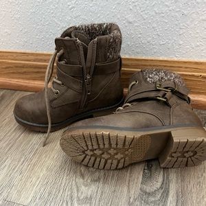 Toddler Girls Size 8 Brown Combat Boots